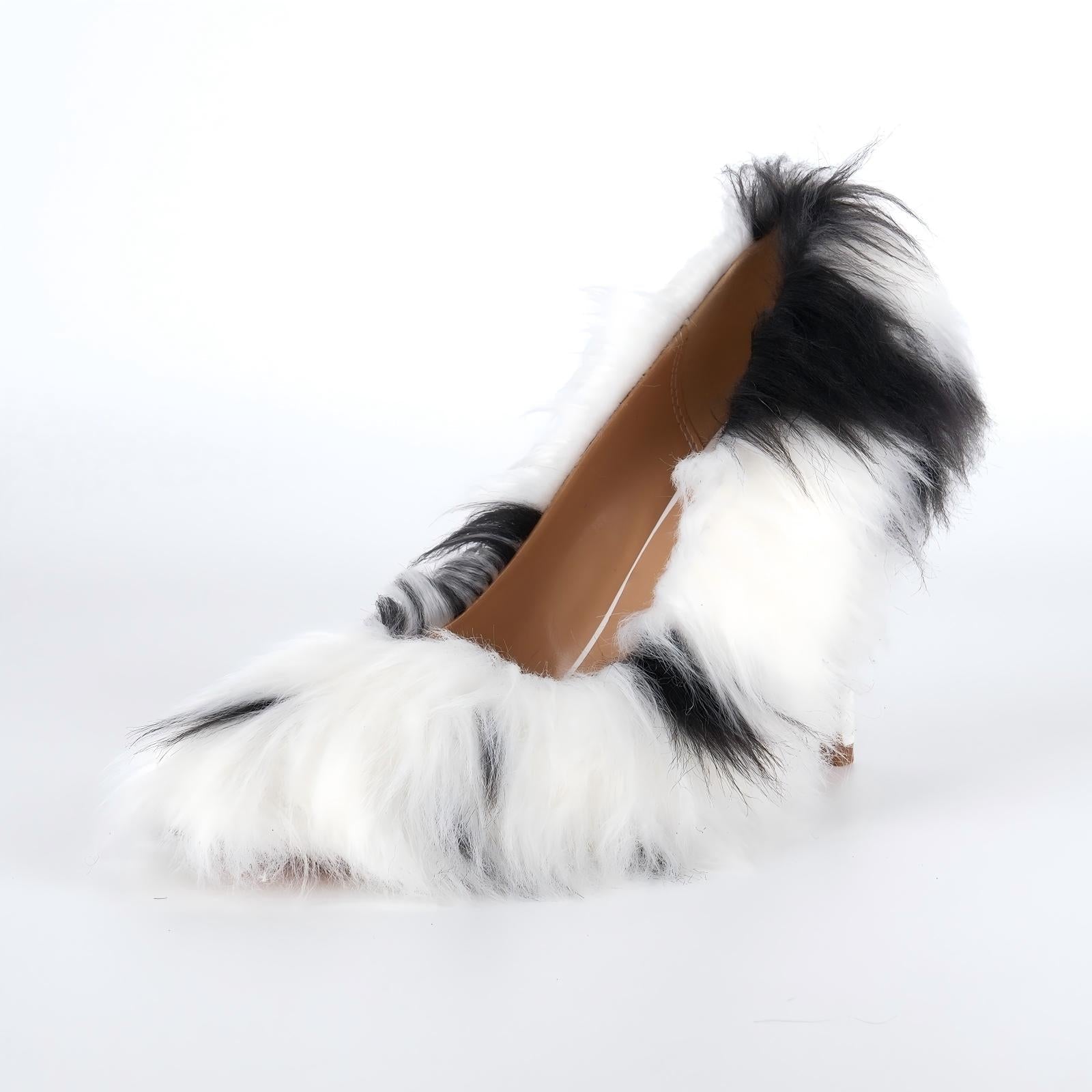 Damen-Stiletto-Pumps Mariene mit spitzer Zehenpartie und Fellbesatz – Ansicht 7