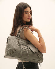 Iris – Moderne dunkelgraue Handtasche für Damen