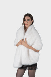 Kayla – Eleganter Kunstpelz-Schal für Damen – Ansicht 7