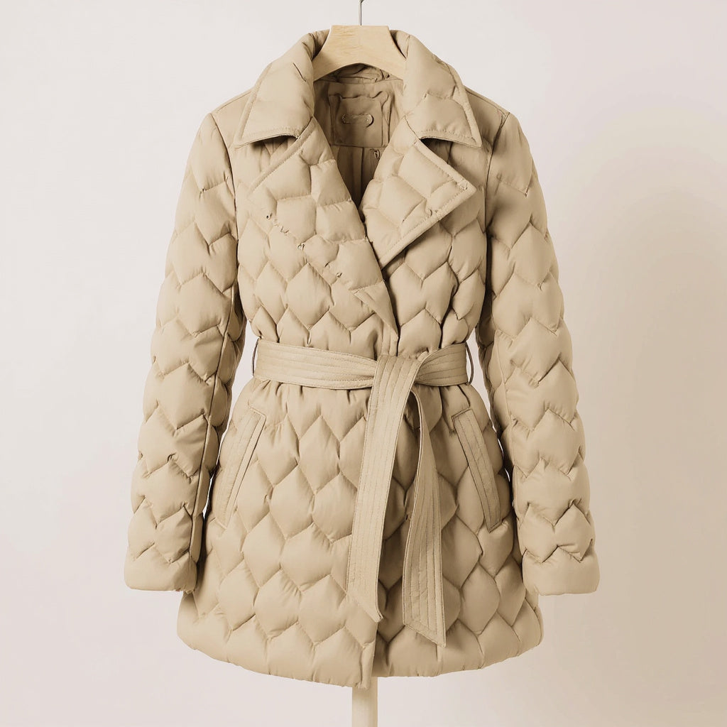 Mechtilde – Warmer Wintermantel für Damen mit Gürtel – Ansicht 3