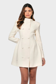 Sila – Ecrufarbenes Minikleid für Damen mit Knöpfen