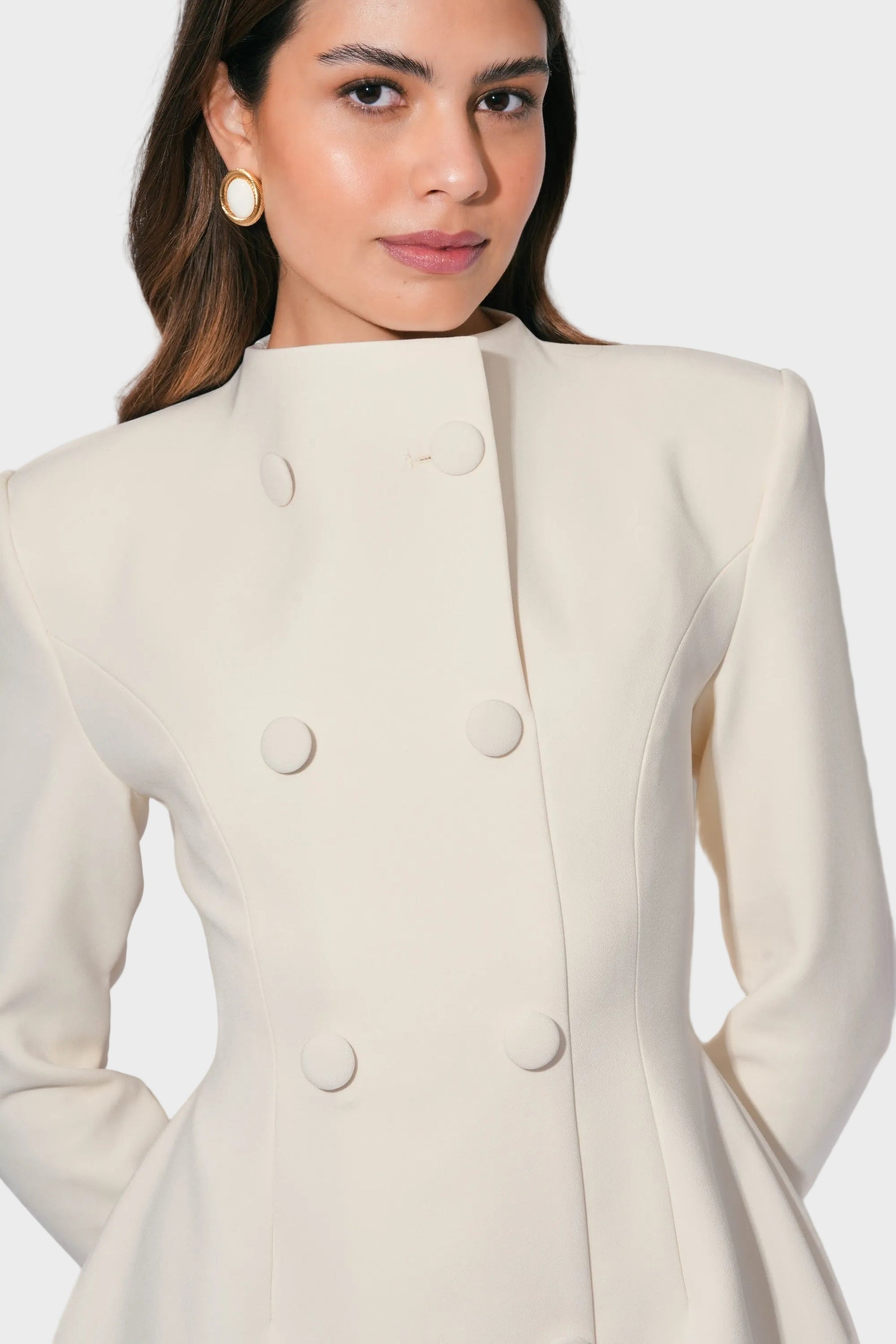 Sila – Ecrufarbenes Minikleid für Damen mit Knöpfen – Ansicht 3