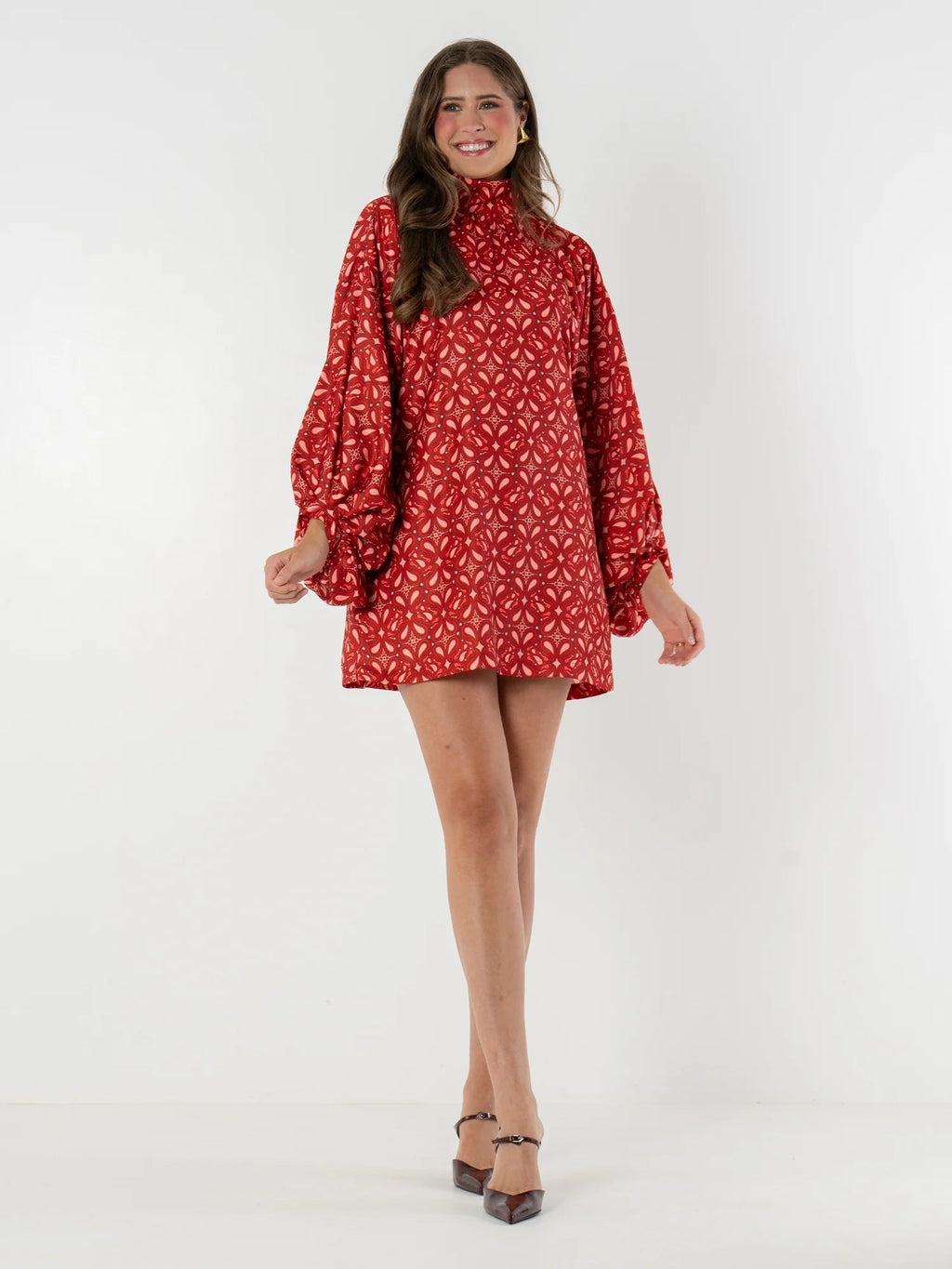 Kayla – Mini-Boho-Kleid mit hohem Kragen und Laternenärmeln