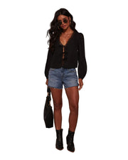 Damen-Top Alice mit Spitzendetails und V-Ausschnitt – Ansicht 2