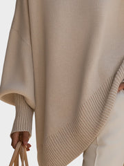 Beiger Strickponcho-Pullover für Damen in weiter Passform – Ansicht 2