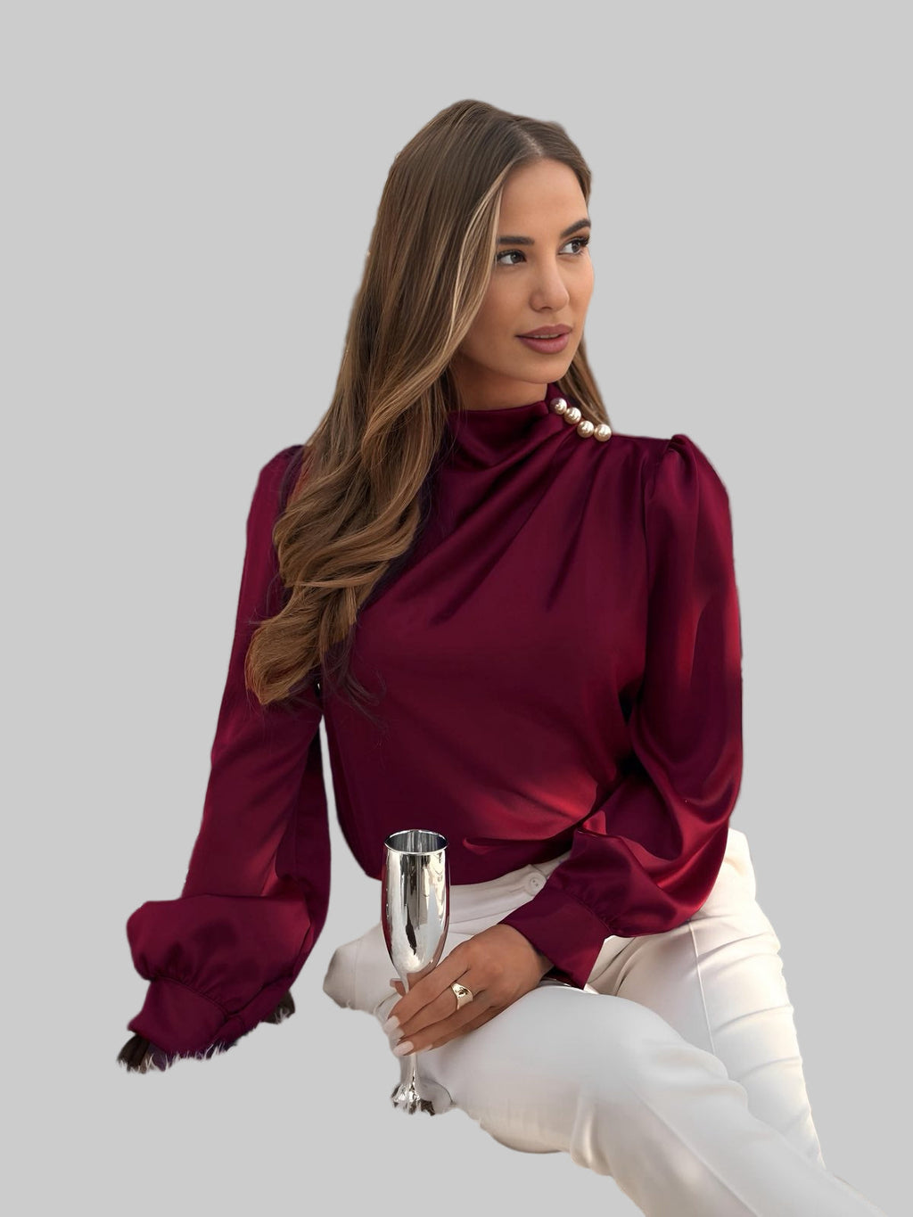 Satinbluse mit Perlen