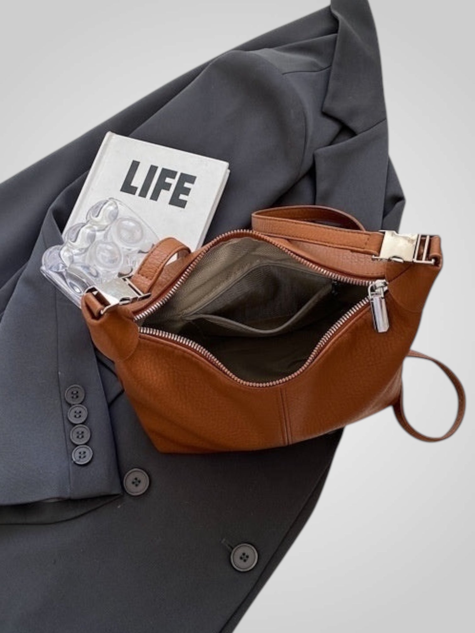 Avi – Elegante 2-in-1-Schultertasche und Clutch – Ansicht 4