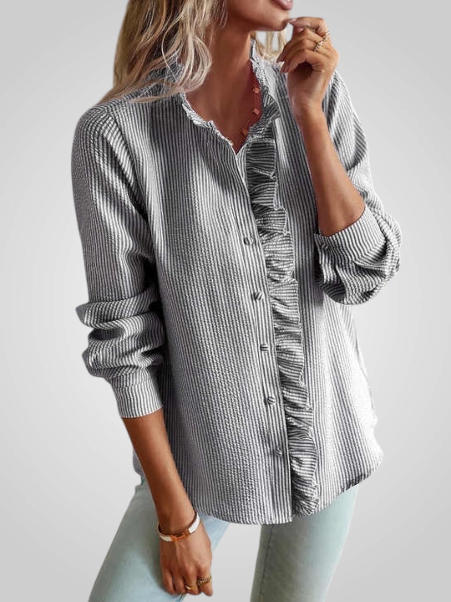 Evia – Elegante Bluse für Damen mit Rüschen und gerafftem Ausschnitt – Ansicht 3