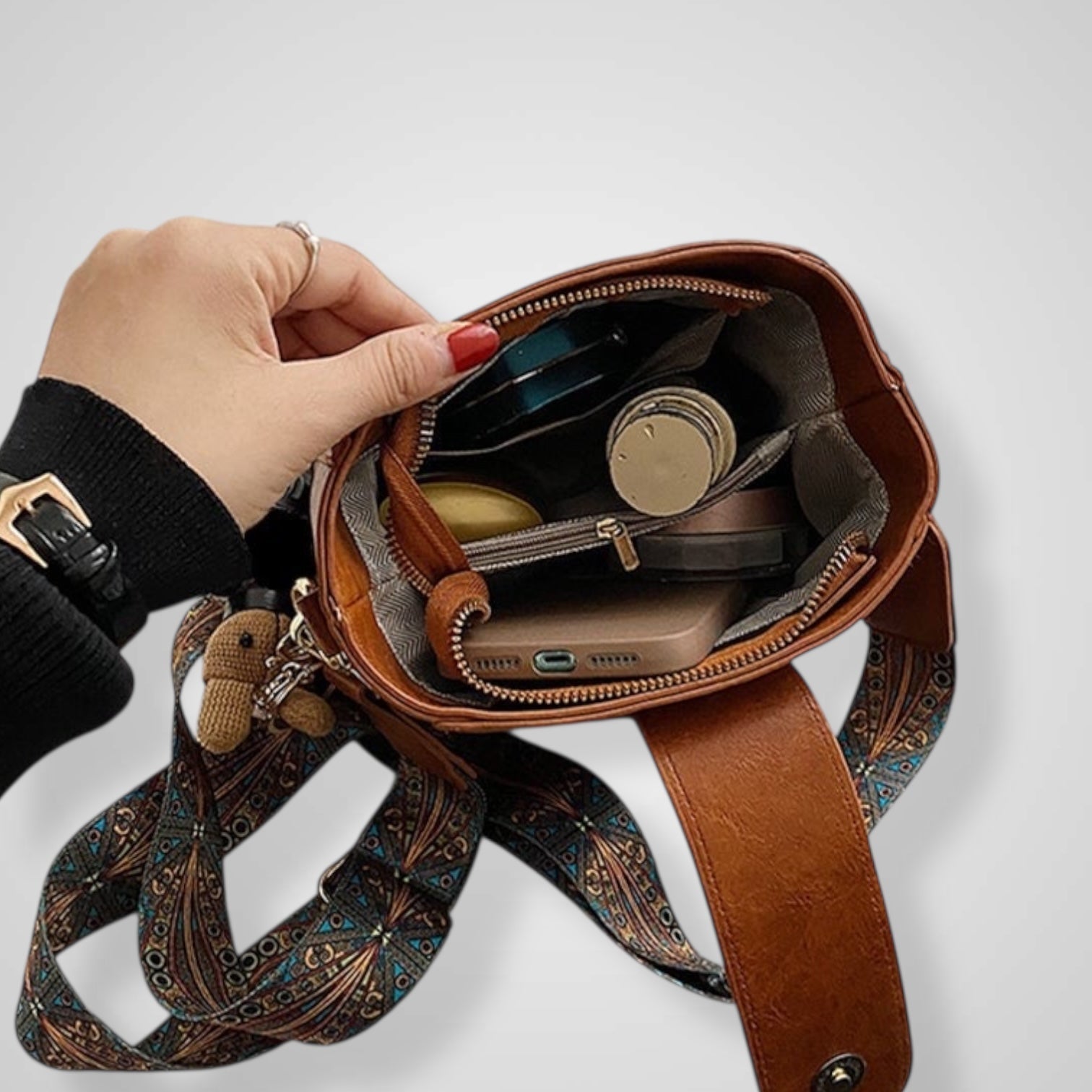 Ouro – Retro-Tasche für Damen mit breitem Schultergurt – Ansicht 8