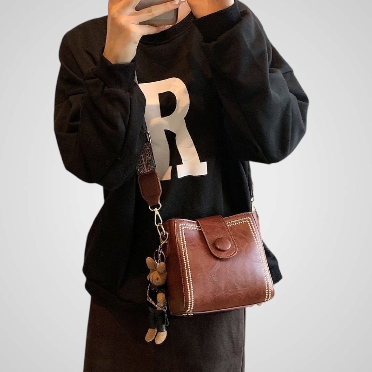 Ouro – Retro-Tasche für Damen mit breitem Schultergurt – Ansicht 4