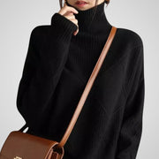 Ava – Lockerer Kaschmir-Rollkragenpullover für Damen – Ansicht 9