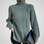 Gerippter Damen-Rollkragenpullover mit Schlitzsaum