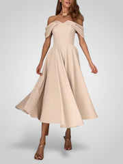 Schulterfreies Maxikleid für Damen mit plissiertem Design – Ansicht 3