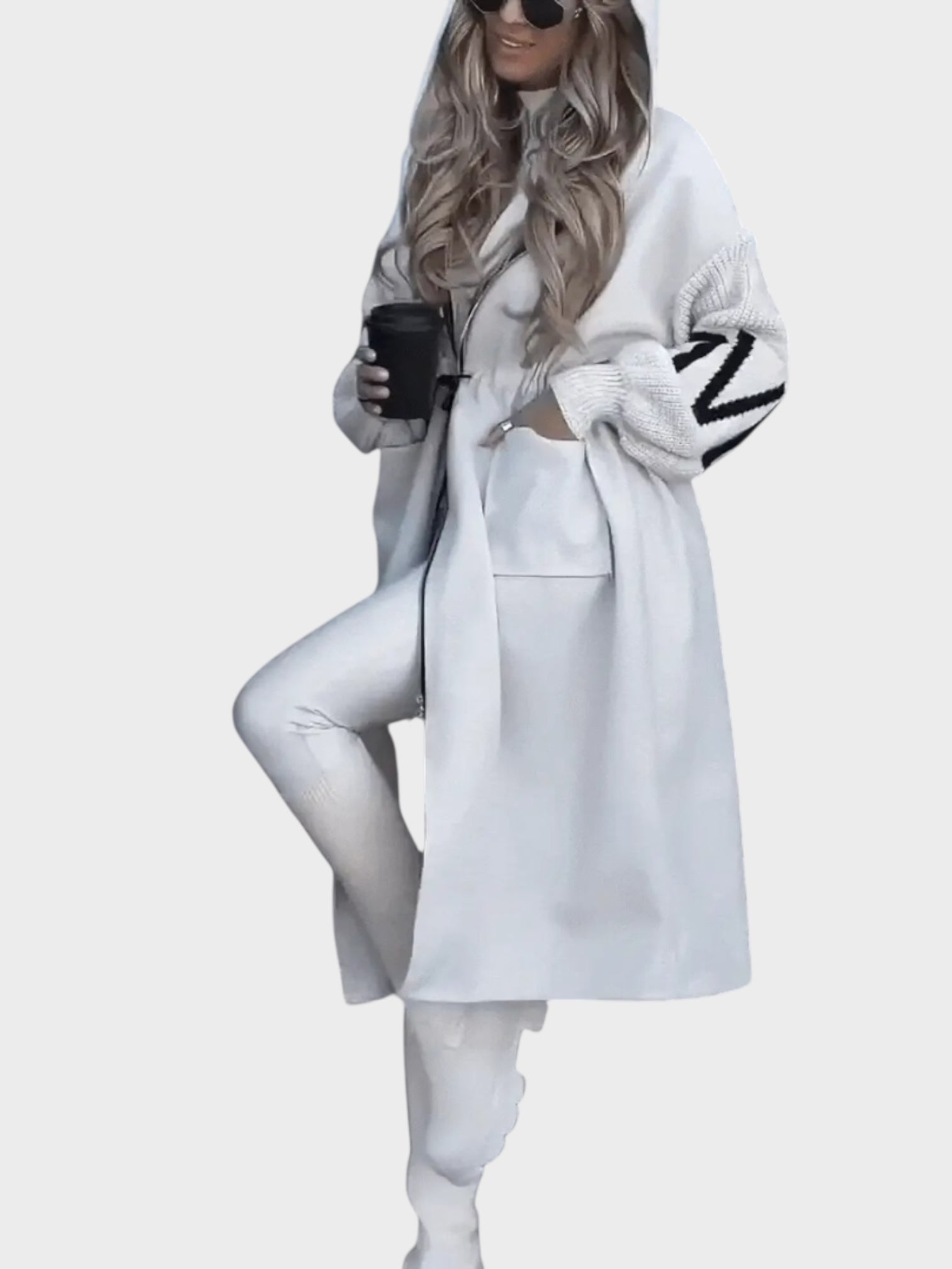 Rosana – Elegante Strickjacke für Damen mit Kapuze – Ansicht 8