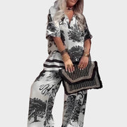 Bedrucktes Damen-Set aus Bluse mit V-Ausschnitt und langer Hose – Ansicht 2