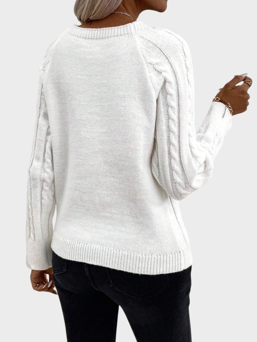 Clara – Strickpullover für Damen mit Knöpfen und Zopfmuster – Ansicht 2