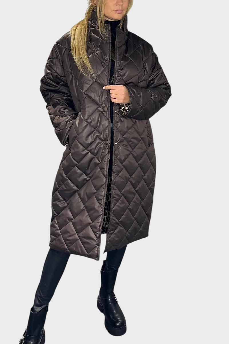 Kensington – Wendbarer Steppmantel für Damen mit Leopardenfutter – Ansicht 4