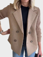 Amora – Elegante Damenjacke mit Strickärmeln