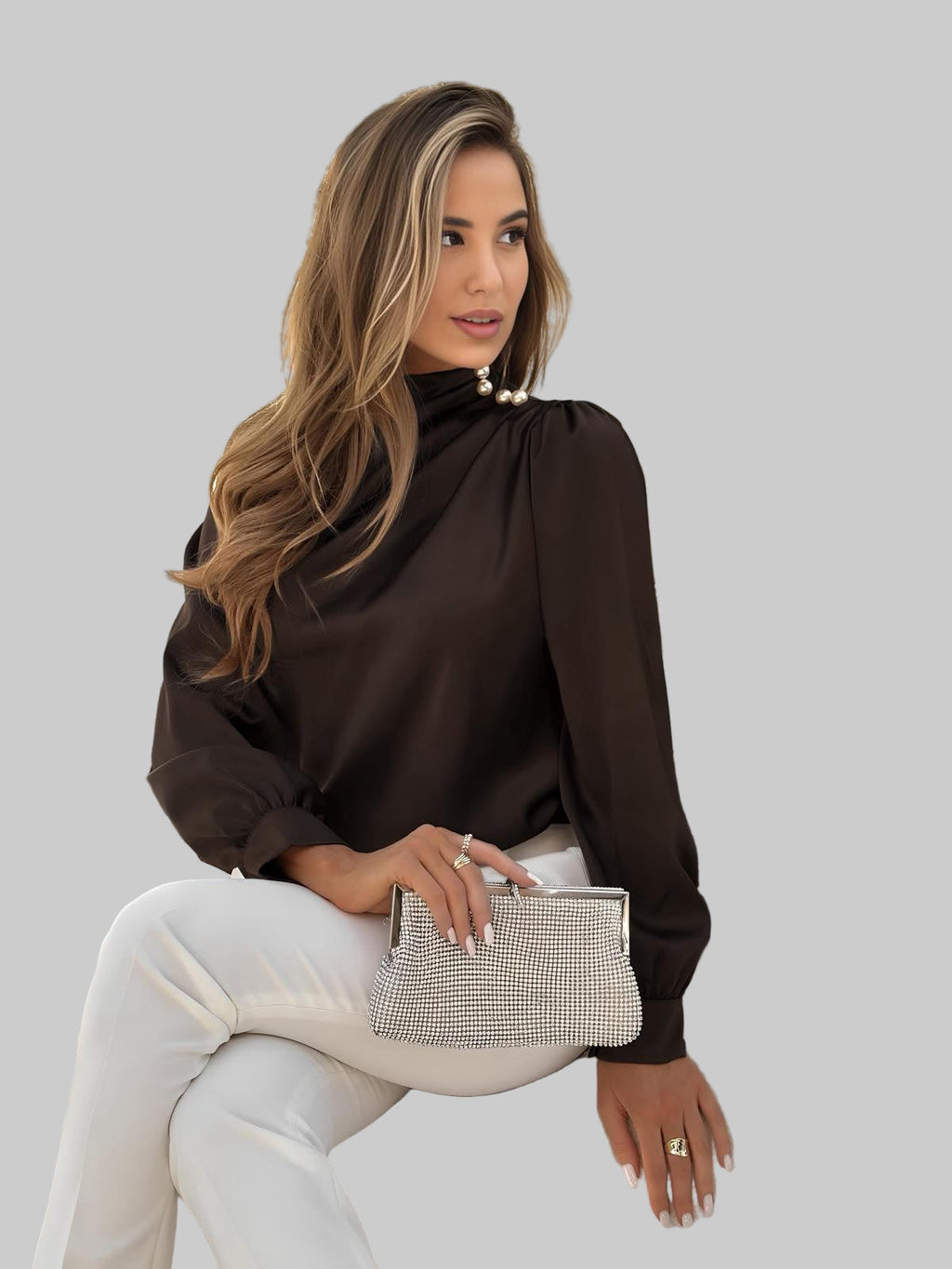 Satinbluse mit Perlen