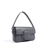 Ismene – Minimalistische Lederschultertasche für Damen mit Faltdeckel – Ansicht 3