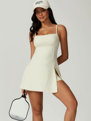 Lemilla – Sportliches Tenniskleid für Damen mit Schlitz am Saum