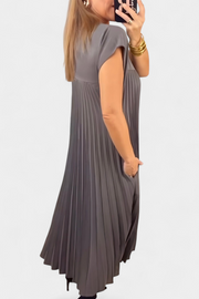 Manuela – Ärmelloses Damenkleid mit Falten und hoher Taille – Ansicht 8