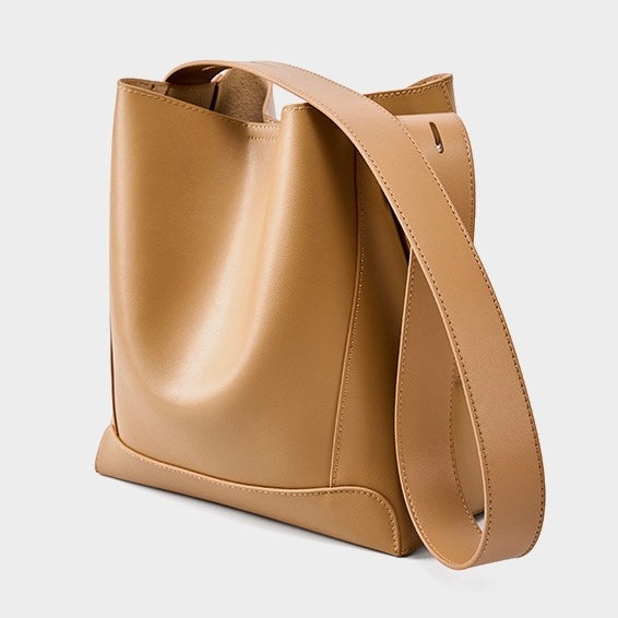 Dorothea – Übergroße Bucket-Schultertasche für Damen aus Leder – Ansicht 23
