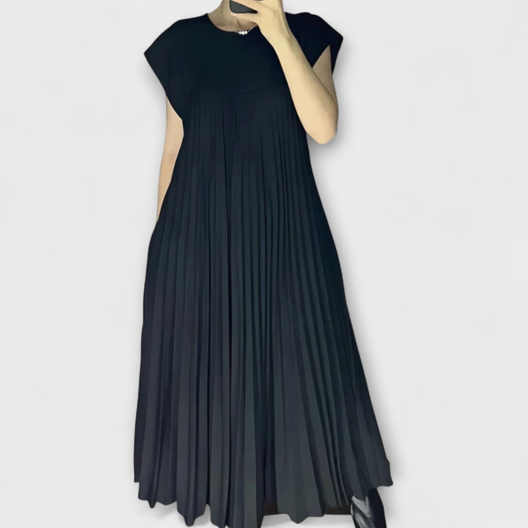 Zailer – Elegantes Plisseekleid für Damen – Ansicht 3