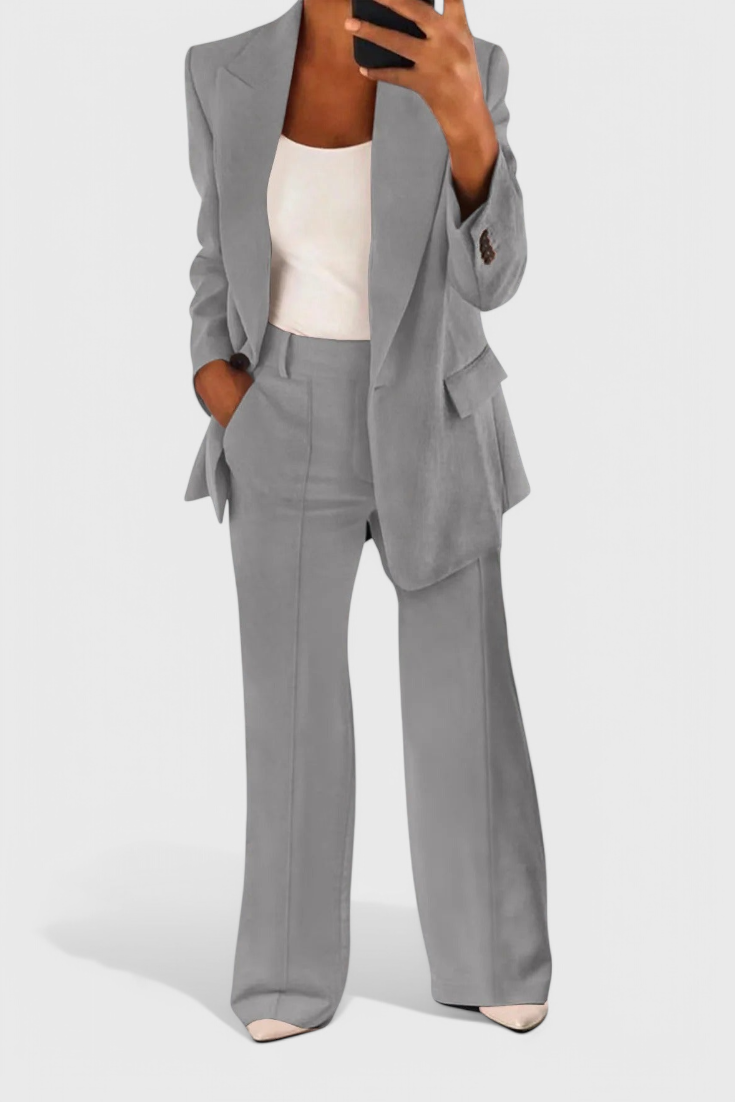 Kaia – Zweiteiliges Damen-Büroset mit Blazer und Hose – Ansicht 4