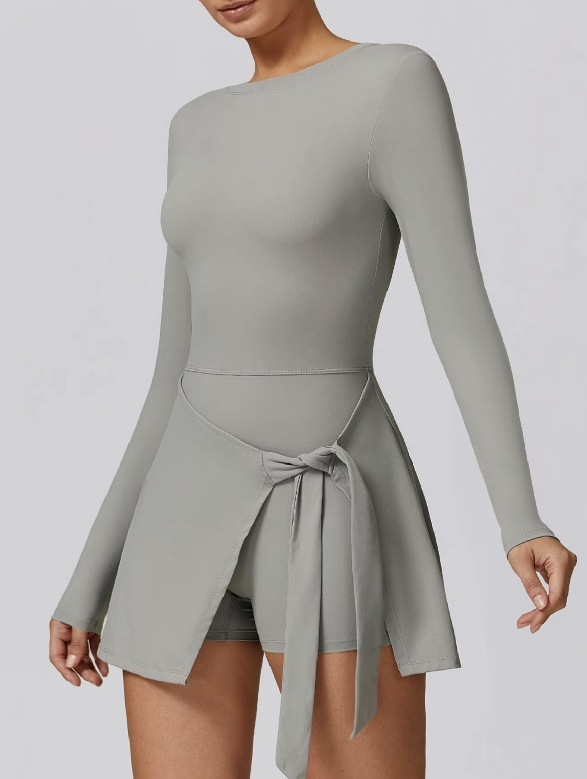 Lemilla™ Tenniskleid mit langen Ärmeln und hohem Kragen