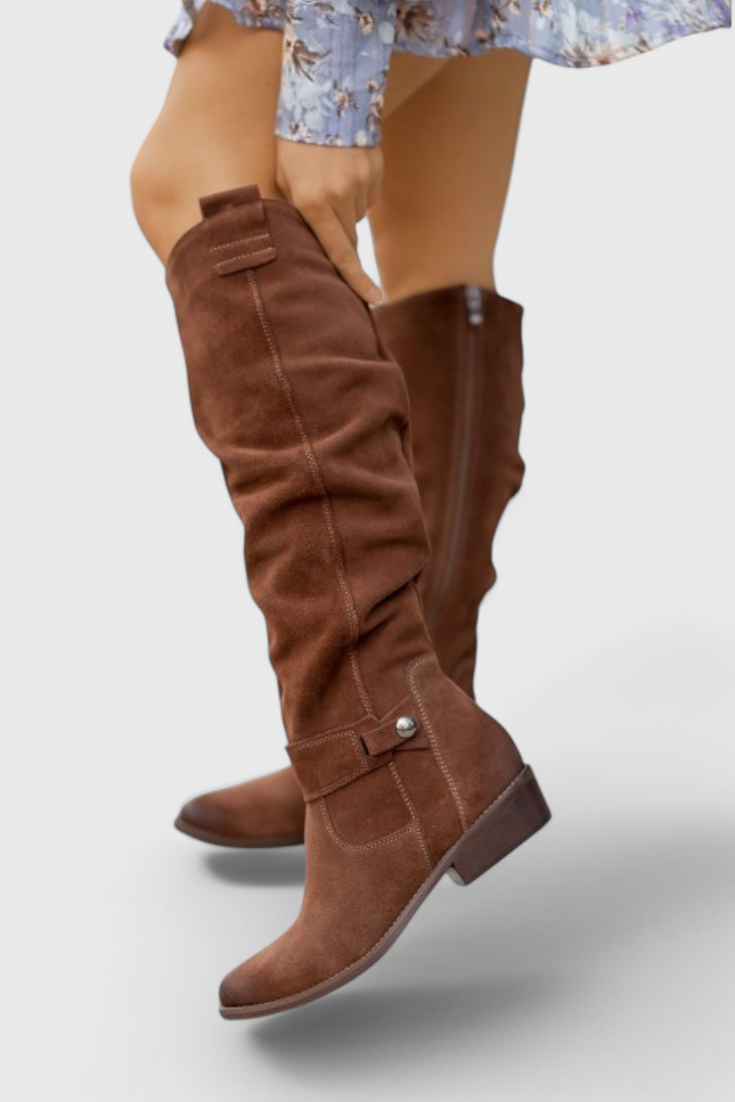 Celine – Hohe Damenstiefel im Retro-Stil