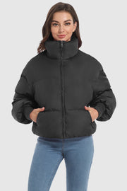 Dela – Kurzer Oversize-Daunenmantel für Damen – Ansicht 16