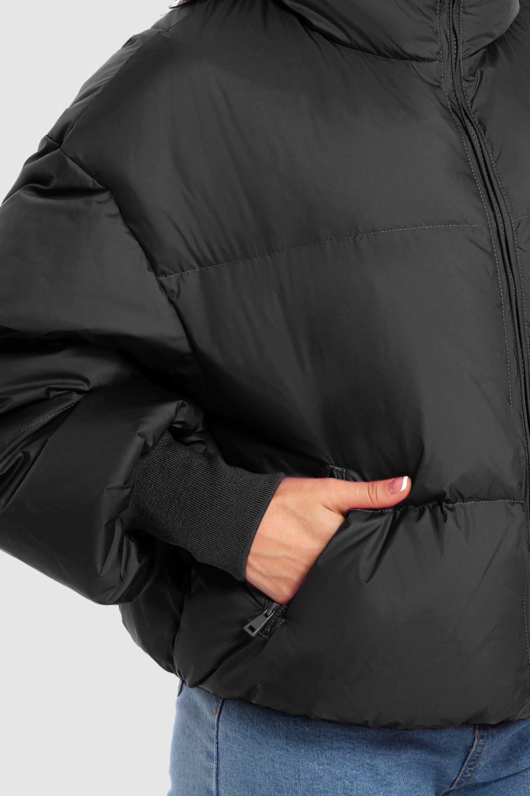 Dela – Kurzer Oversize-Daunenmantel für Damen – Ansicht 18
