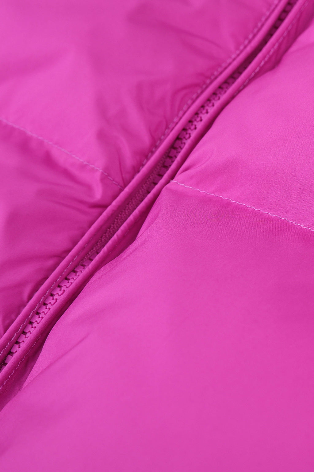 Dela | Klassischer kurzer Oversize-Daunenmantel