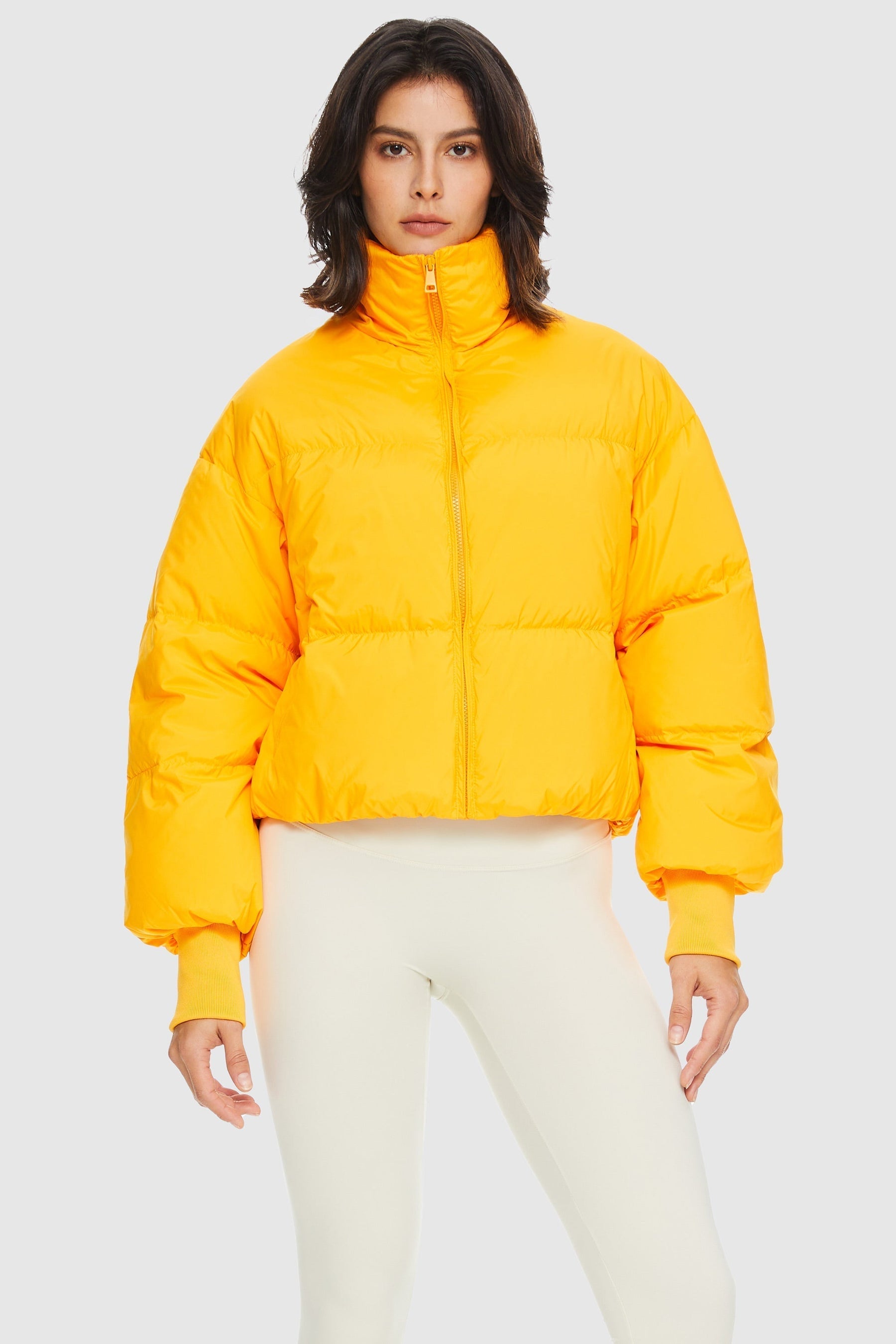 Dela – Kurzer Oversize-Daunenmantel für Damen – Ansicht 32