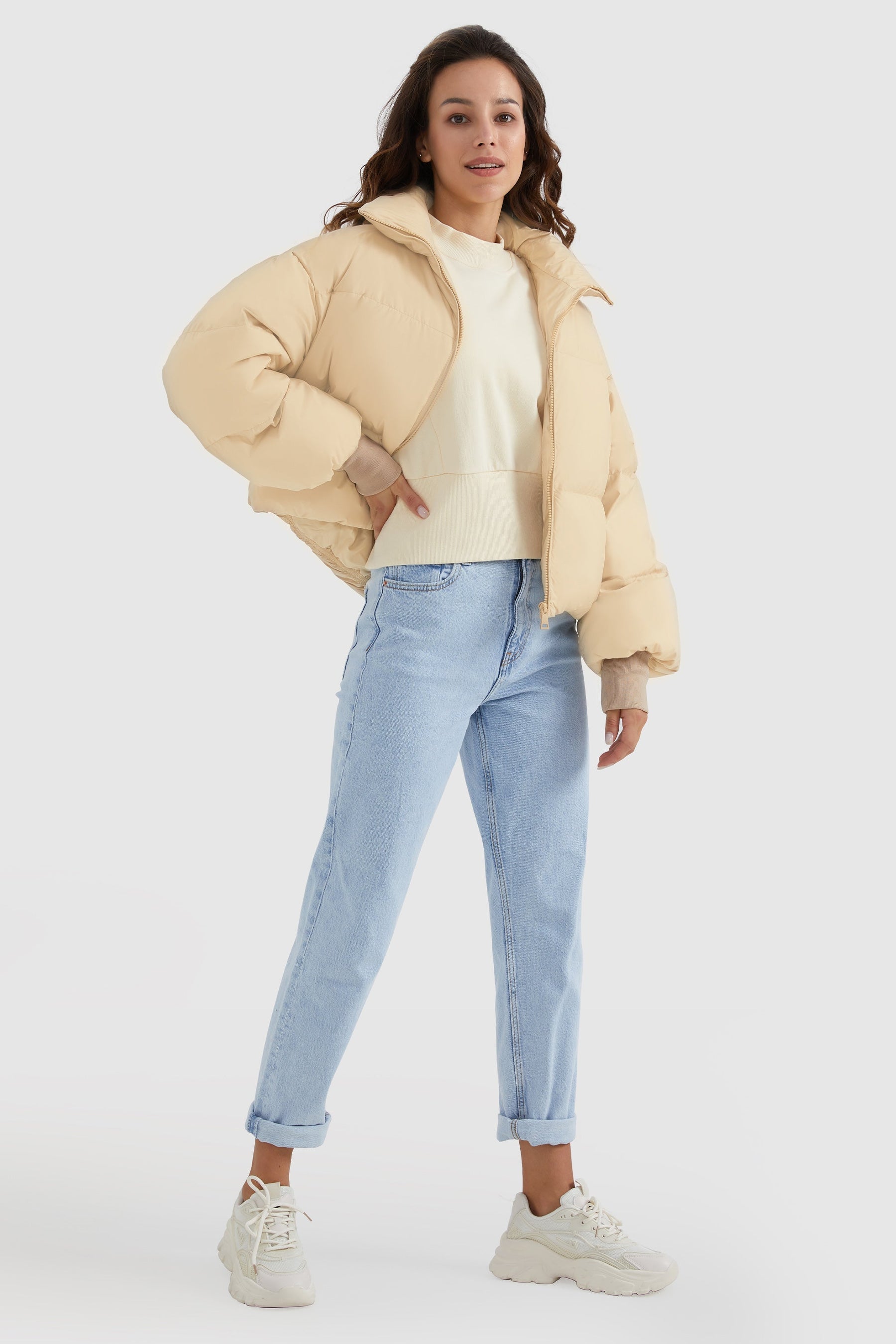 Dela – Kurzer Oversize-Daunenmantel für Damen – Ansicht 35