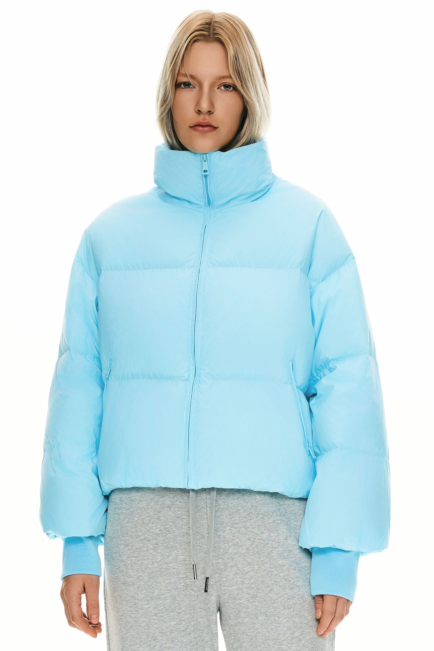 Dela – Kurzer Oversize-Daunenmantel für Damen – Ansicht 66
