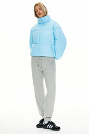 Dela – Kurzer Oversize-Daunenmantel für Damen – Ansicht 70