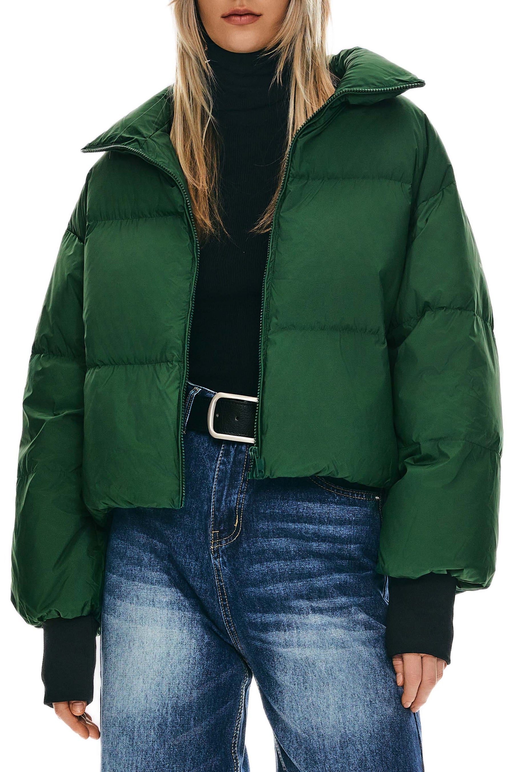 Dela – Kurzer Oversize-Daunenmantel für Damen – Ansicht 8
