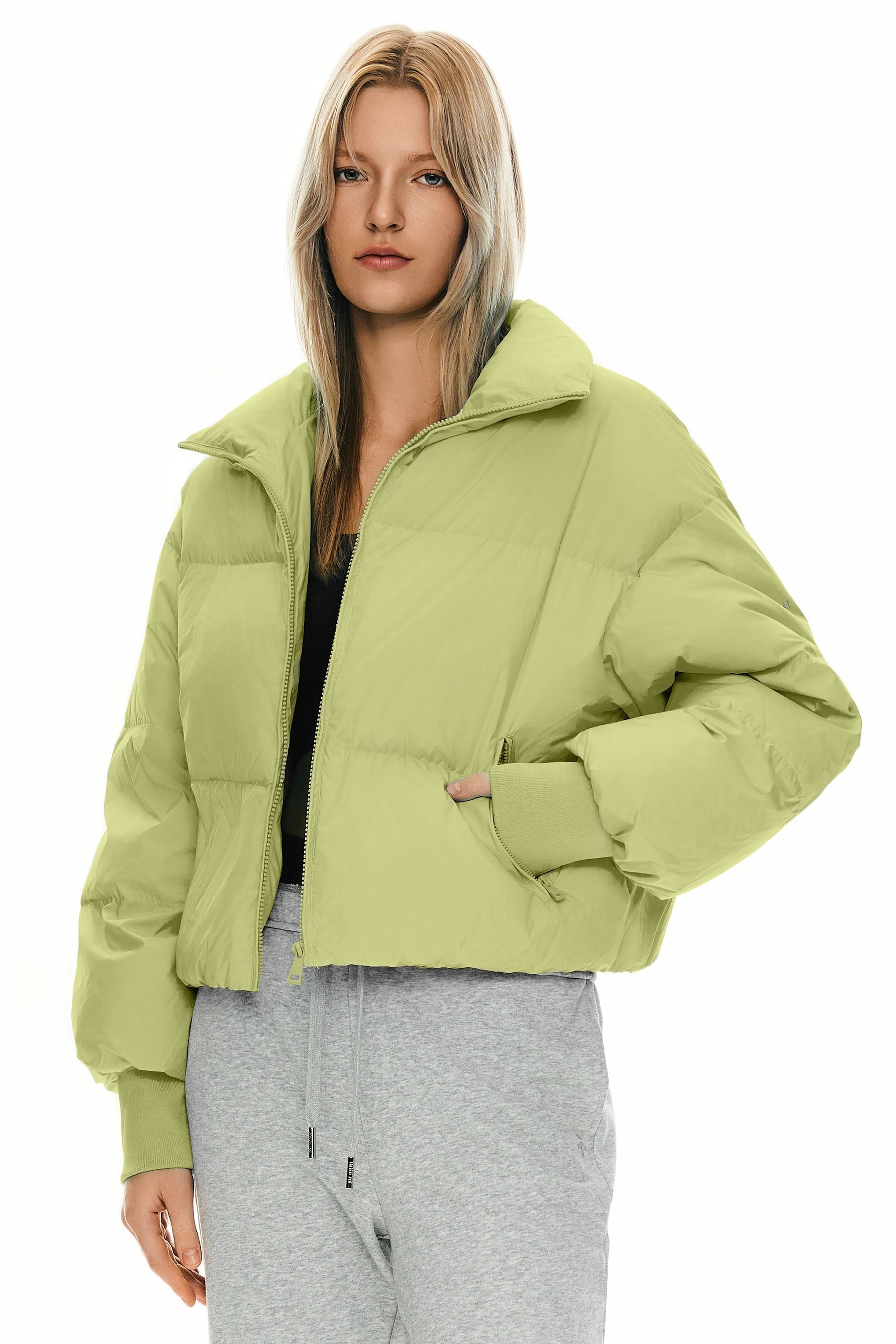Dela – Kurzer Oversize-Daunenmantel für Damen – Ansicht 51
