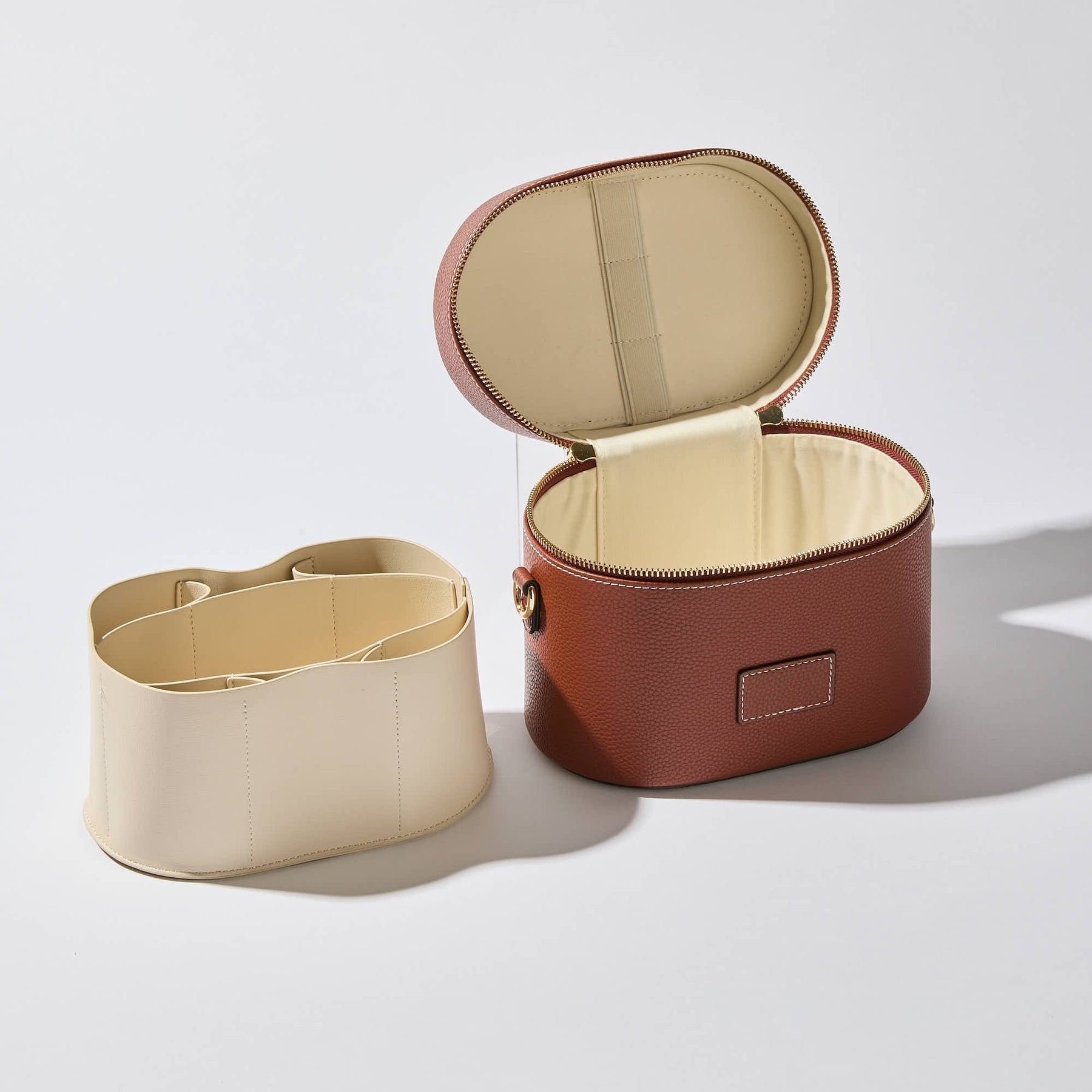 Sola – Ovale Kosmetiktasche – Ansicht 18