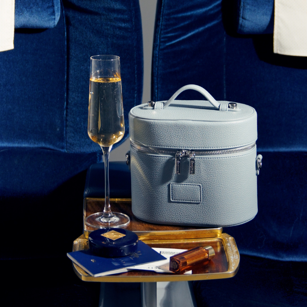 Sola – Ovale Kosmetiktasche – Ansicht 48