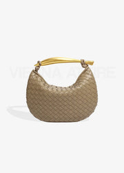 Alexandra – Gewebte Tasche für Damen mit goldenem Henkel – Ansicht 12