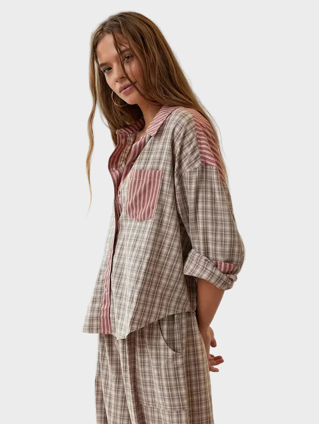 Sarah – Damen-Pyjama-Set mit Oberteil und Hose – Ansicht 2