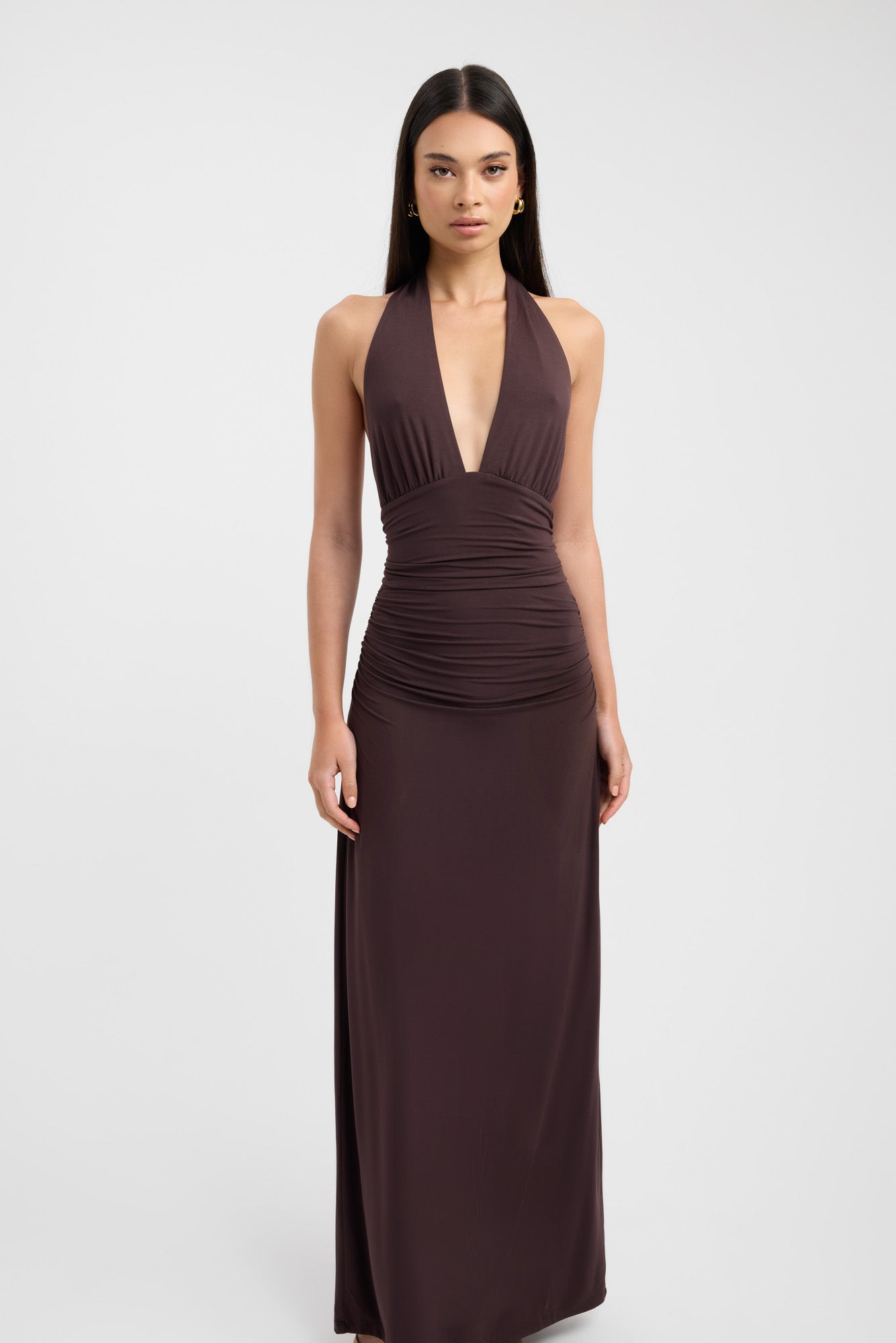 Sariah – Elegantes Neckholder-Maxikleid