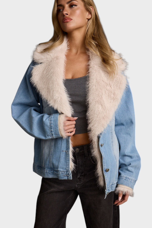 Rylee – Jeansjacke für Damen mit Kunstpelzbesatz – Ansicht 4