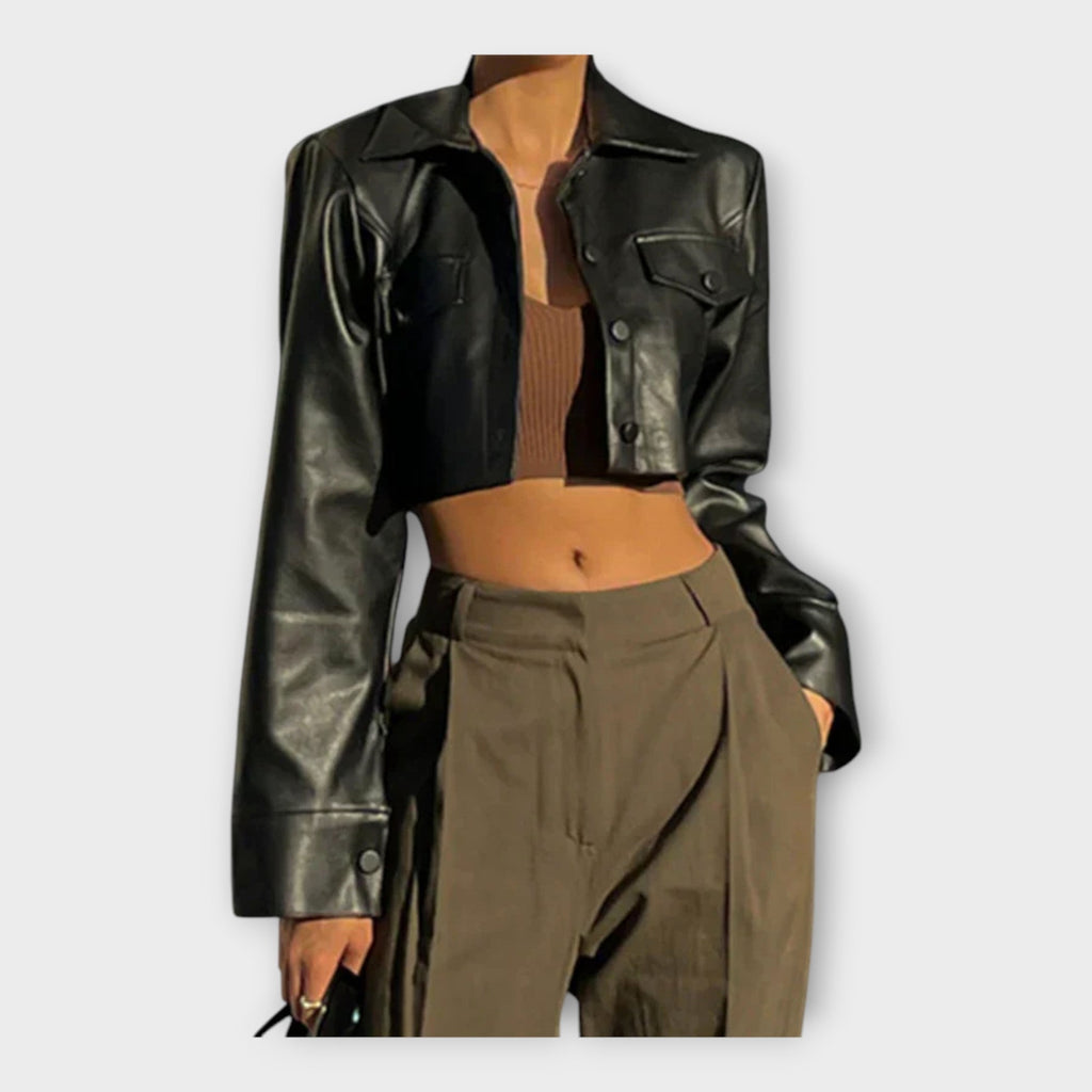 Kurze Lederjacke mit Taschen
