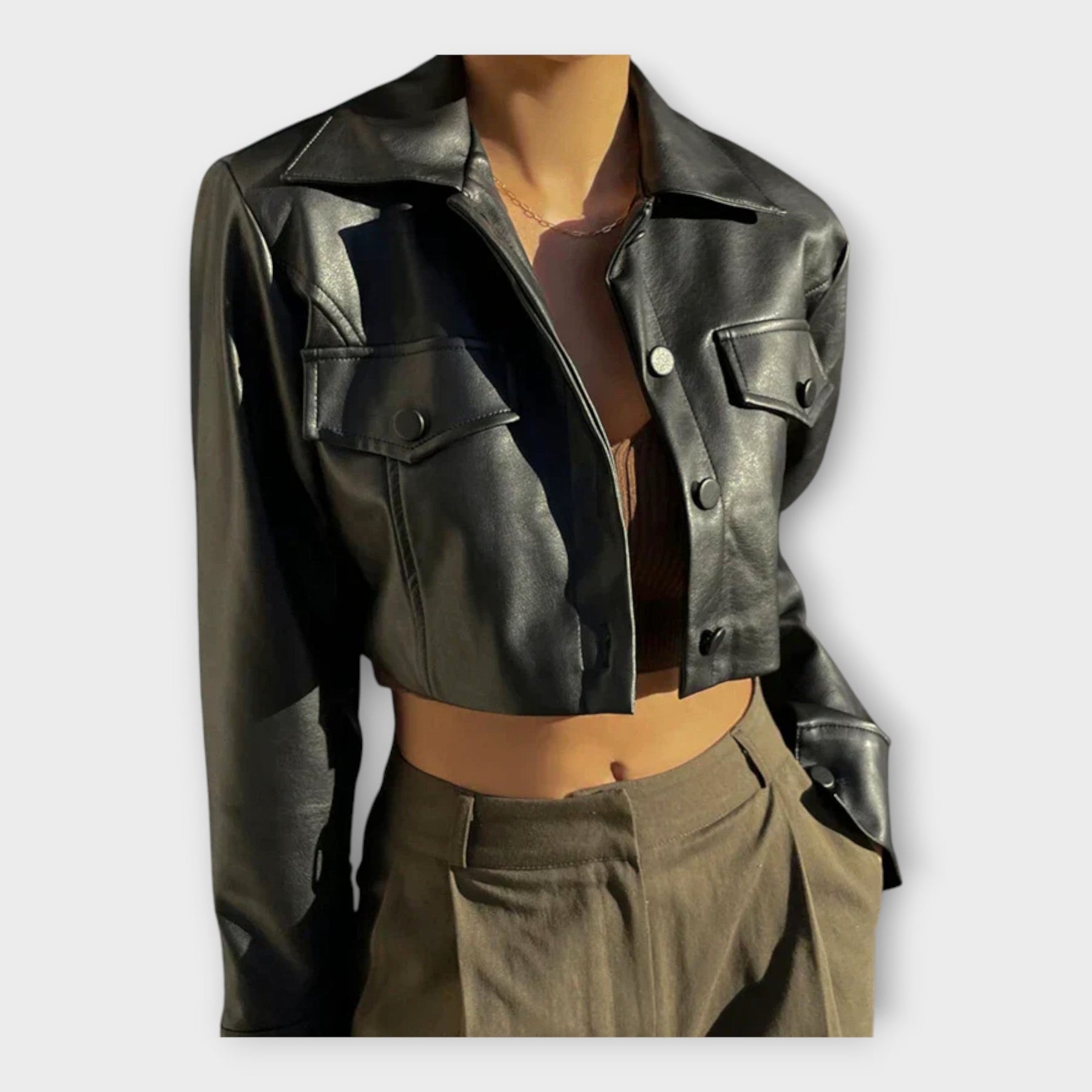 Elise – Kurze Lederjacke für Damen mit Taschen – Ansicht 3