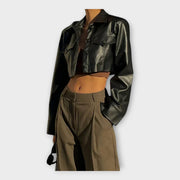 Elise – Kurze Lederjacke für Damen mit Taschen – Ansicht 4