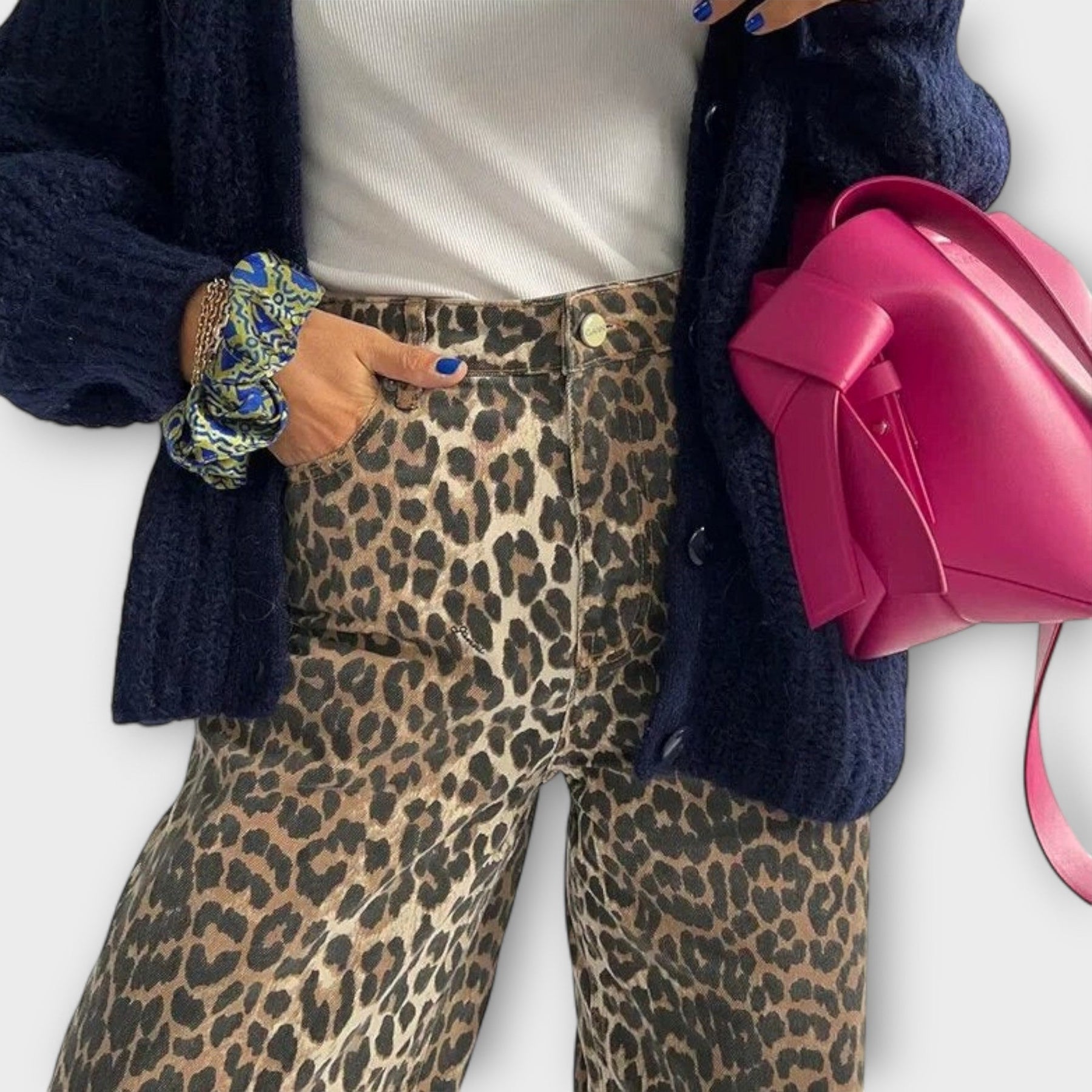 Vintage-Damenjeans Chandra mit Leopardenmuster – Ansicht 2